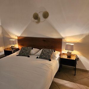 215 Addaura Luxury Room